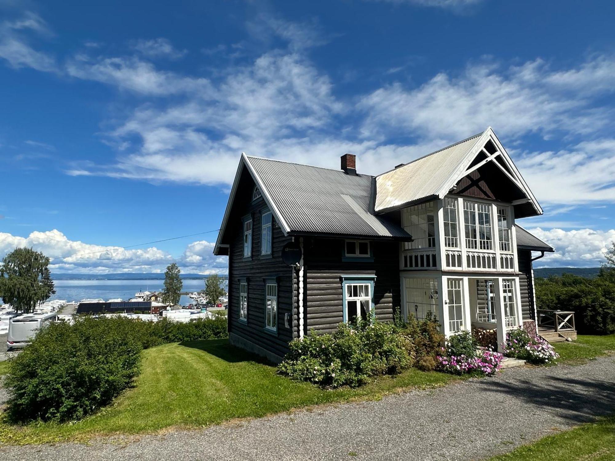 Idylliske Evjua Ved Mjosa Hotel Skreia Екстериор снимка