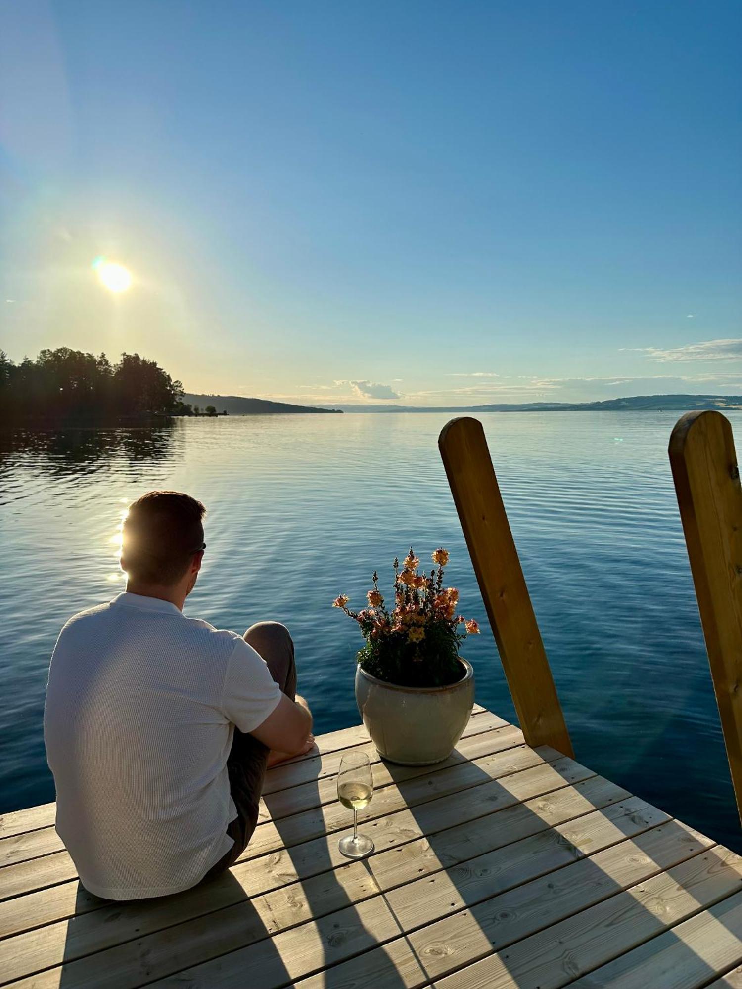 Idylliske Evjua Ved Mjosa Hotel Skreia Екстериор снимка